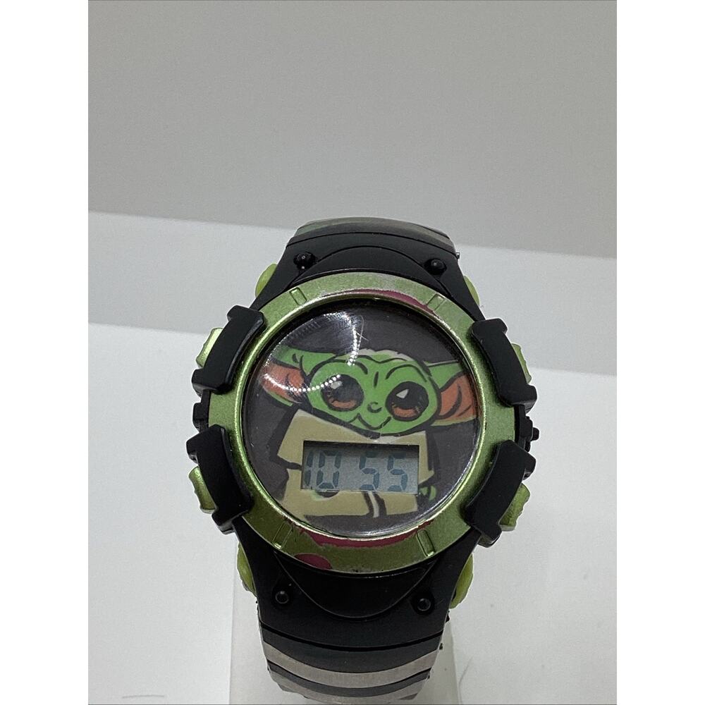 Star Wars Yoda Kids Watch Worn New Battery!